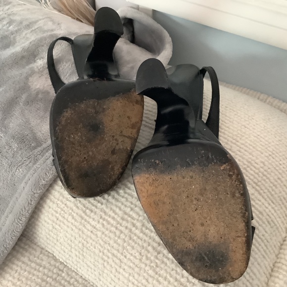 Shoes - Picture 2 of 7